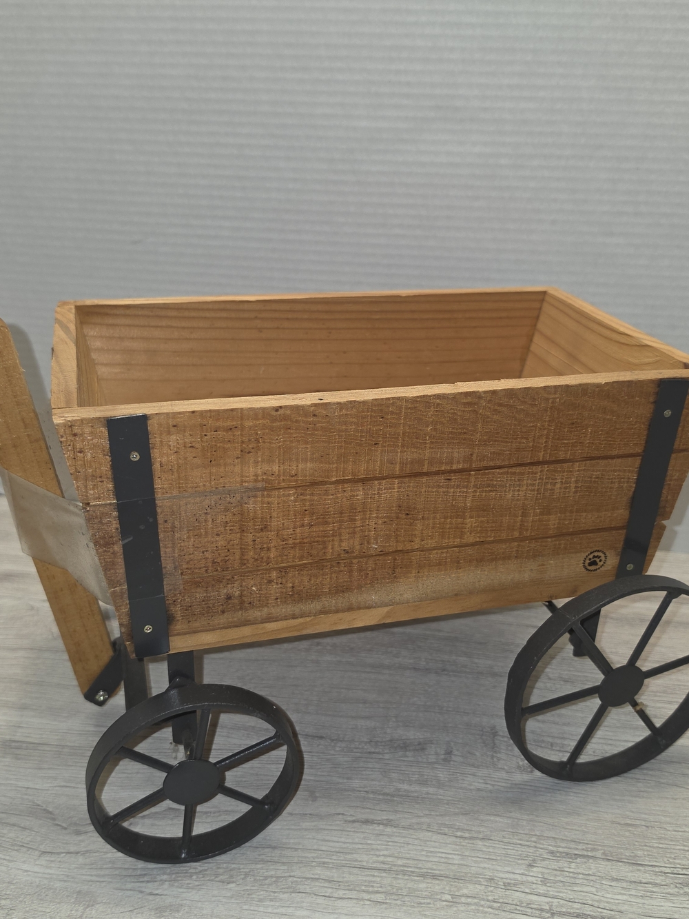 Boyds Bears Collection Logan's Harvest Rustic Wooden Wagon